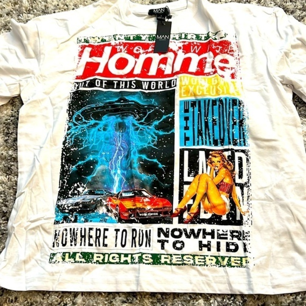 Men’s T-shirt, boohoo, oversize, small graphic NWT